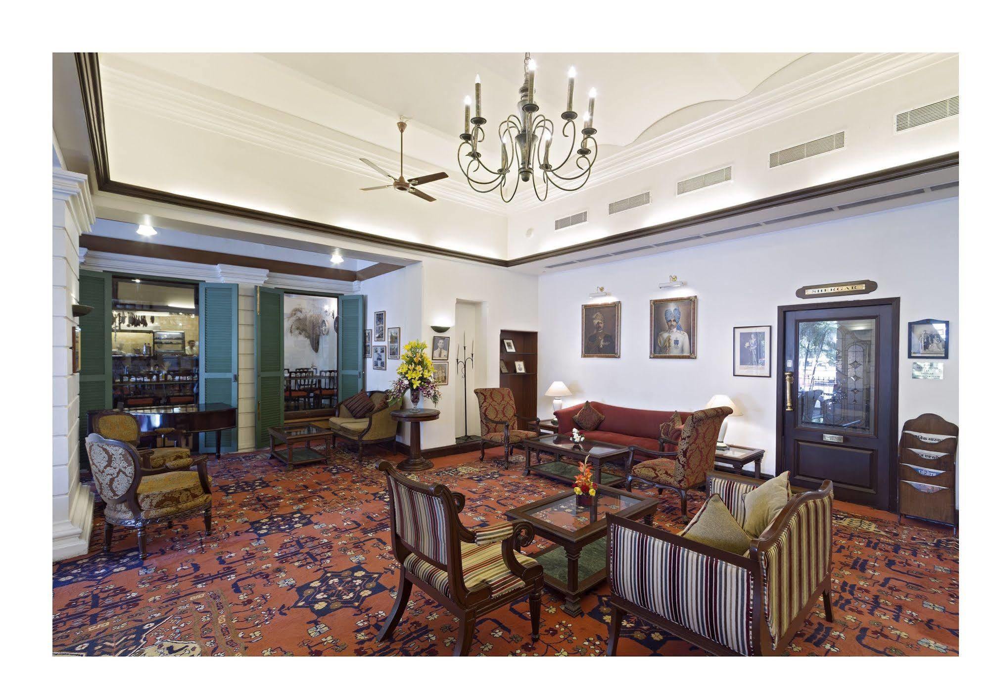 Jehan Numa Palace Hotel Bhopal Exteriör bild