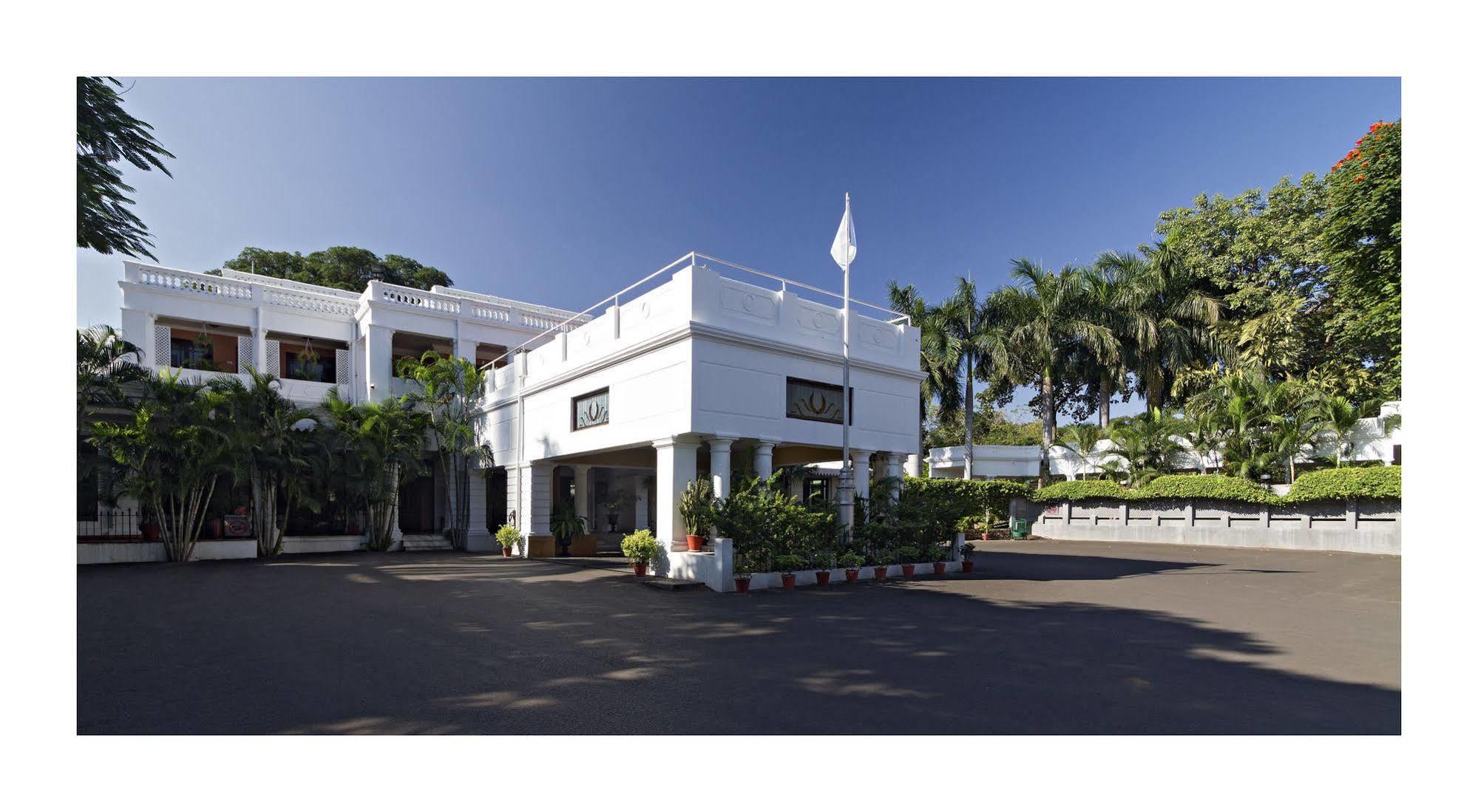 Jehan Numa Palace Hotel Bhopal Exteriör bild